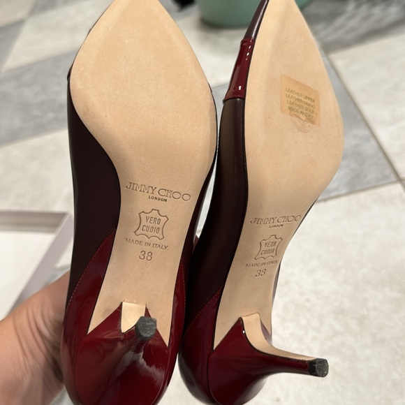 New condition Jimmy Choo Burgundy Heels 38 - Picture 3 of 7